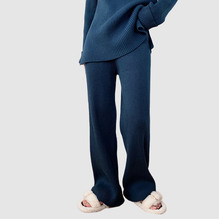 Lalina | Cozy Round Neck Sweater & Wide-Leg Pants Set - Stylish & Comfortable Loungewear